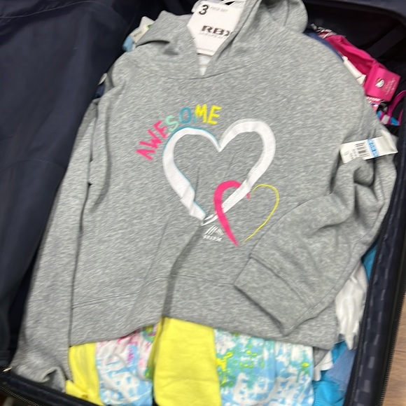 Kids fashion Show allll sizes let me know what your looking for !!!!! - Picture 2 of 11